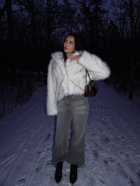 Creme Faux Fur Jacket – Winter Casual Luxury