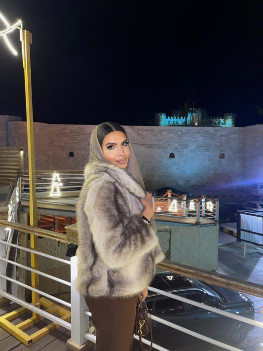 Grey Faux Fur Jacket – Winter Casual Luxury